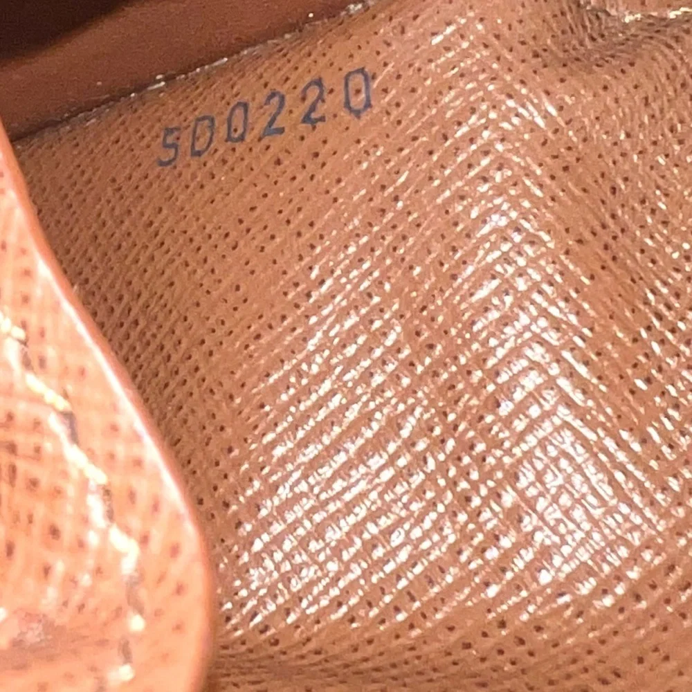 Louis Vuitton Classic Monogram Unisex Small Pocket Organizer Wallet - Picture 12 of 12